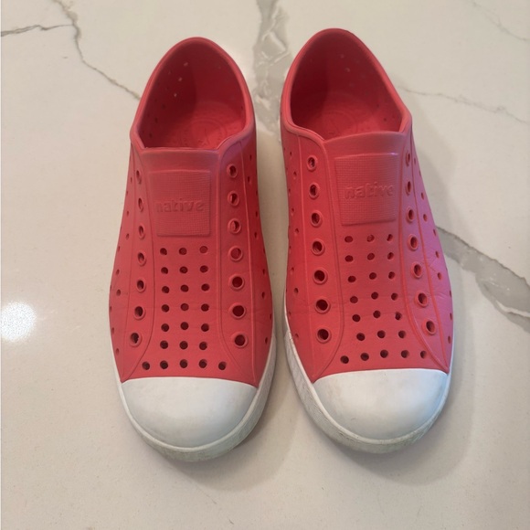Native Jefferson Shoes - Picture 1 of 5